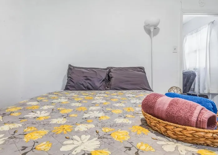 Coffield - Comfort, Privacy, And Convenience *
