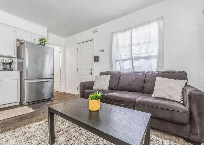 Coffield - Comfort, Privacy, And Convenience *